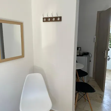 Vesper Órmos Prínou